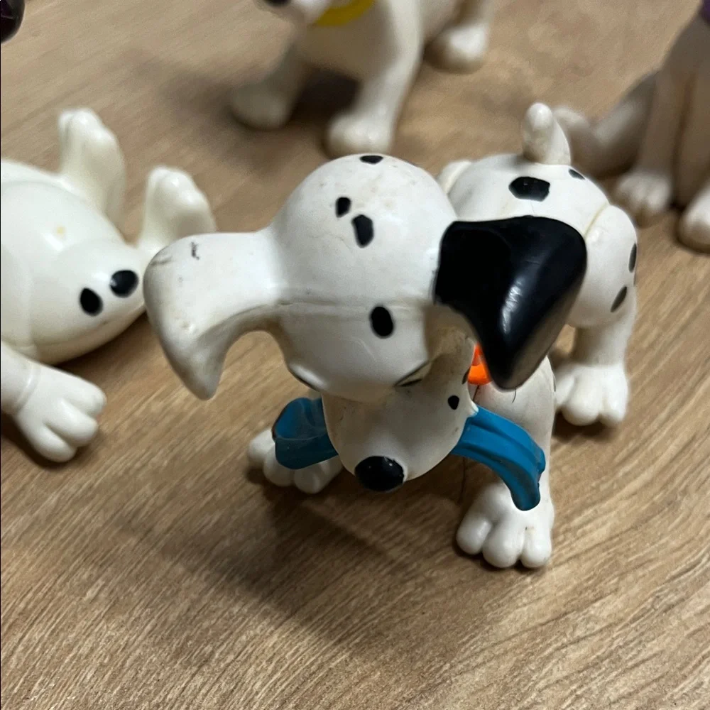 101 Dalmatian Movie Vintage Toy Set - White and Black